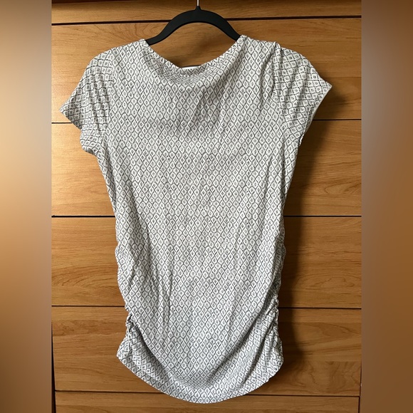 Motherhood Maternity Patterned Tee with Scoop Neck - Picture 2 of 3